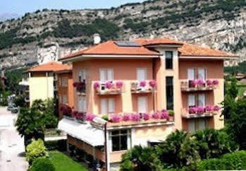 Hotel Orchidea 2*